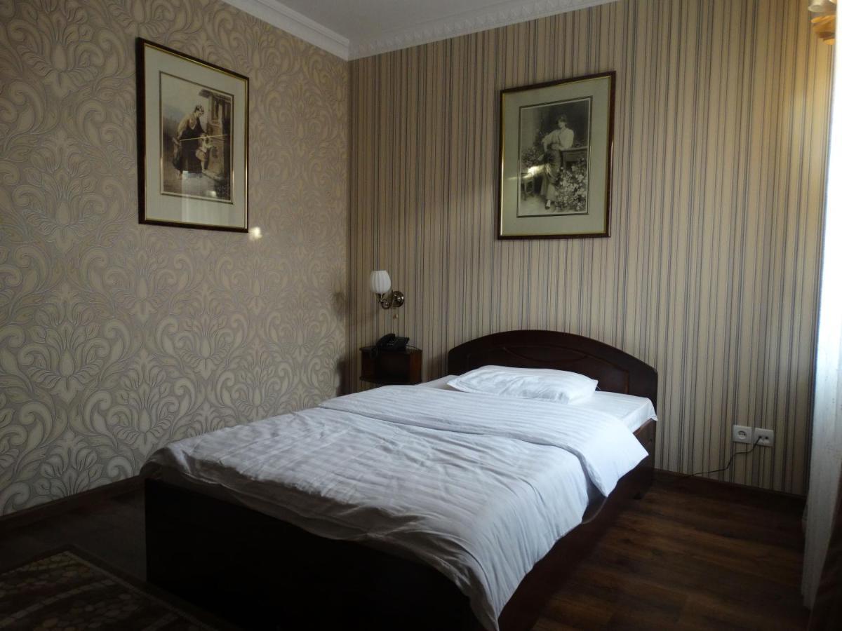 Hotel Papillon Taszkent Zewnętrze zdjęcie