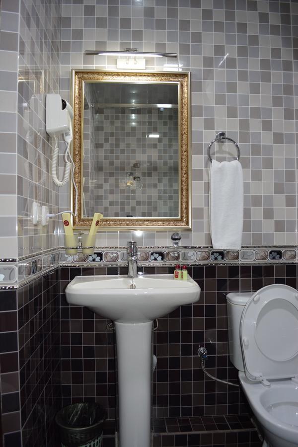 Hotel Papillon Taszkent Zewnętrze zdjęcie